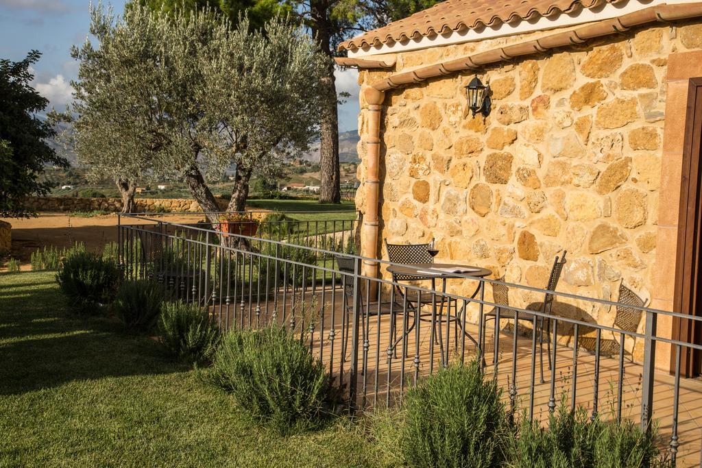 Agriturismo Feudo Muxarello Aragona Экстерьер фото